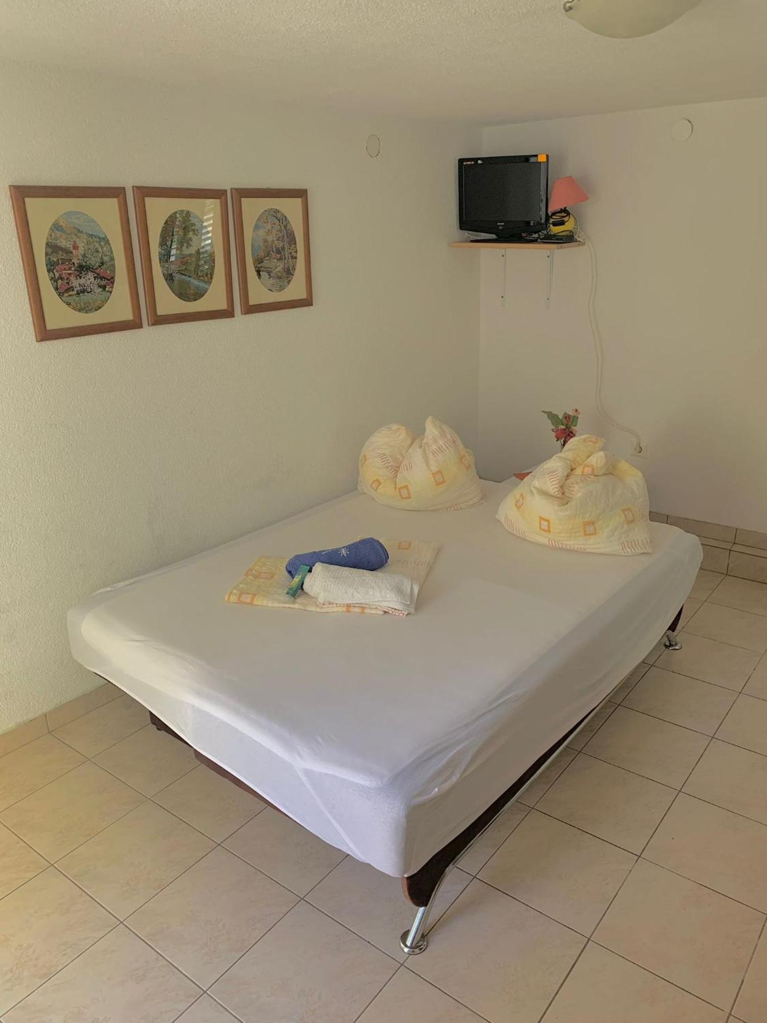 Apartments Petrovic Рогозниця Номер фото